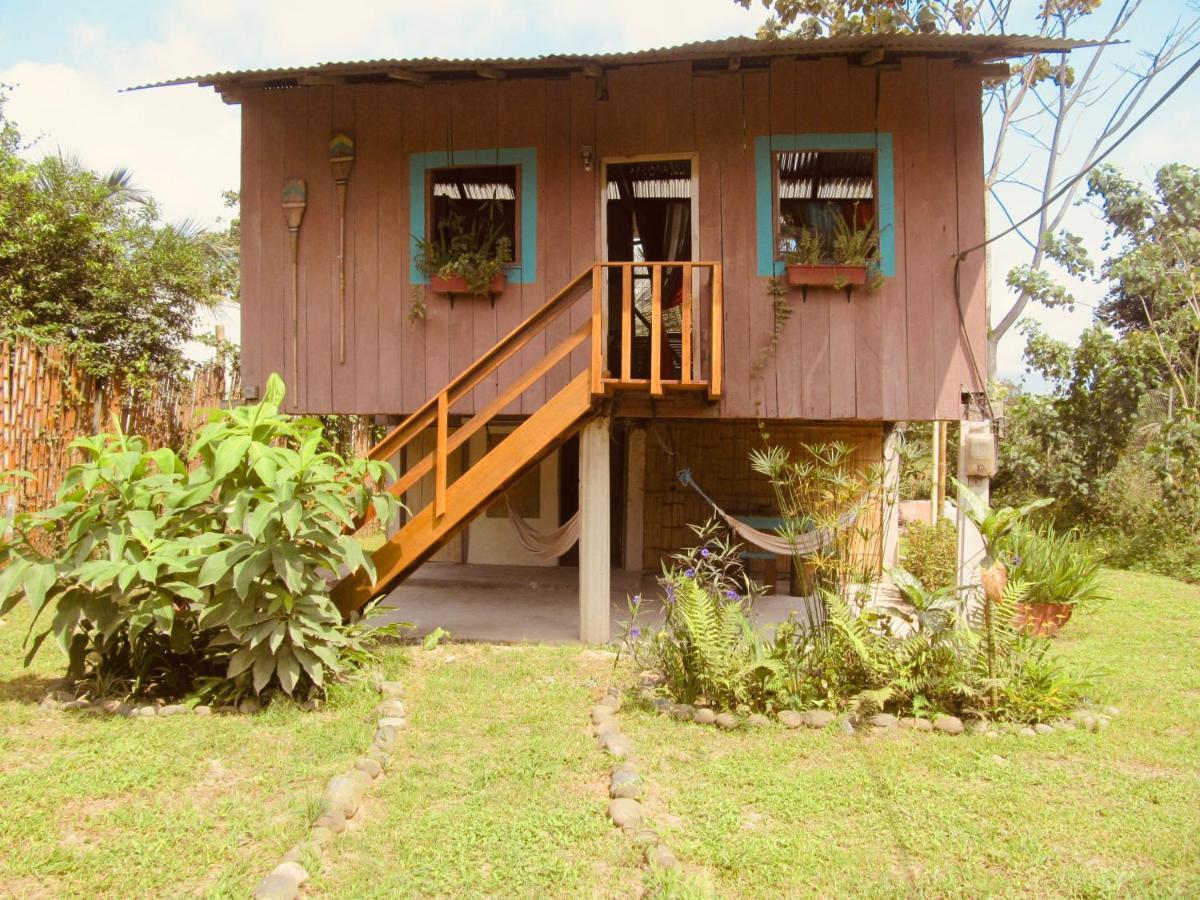 The Mudhouse Hostel Mompiche Bagian luar foto