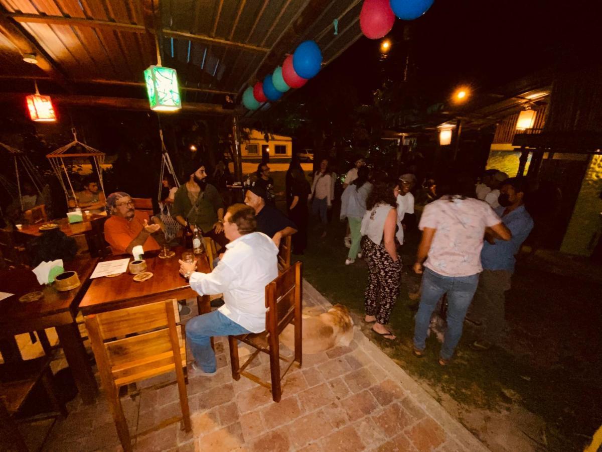 The Mudhouse Hostel Mompiche Bagian luar foto