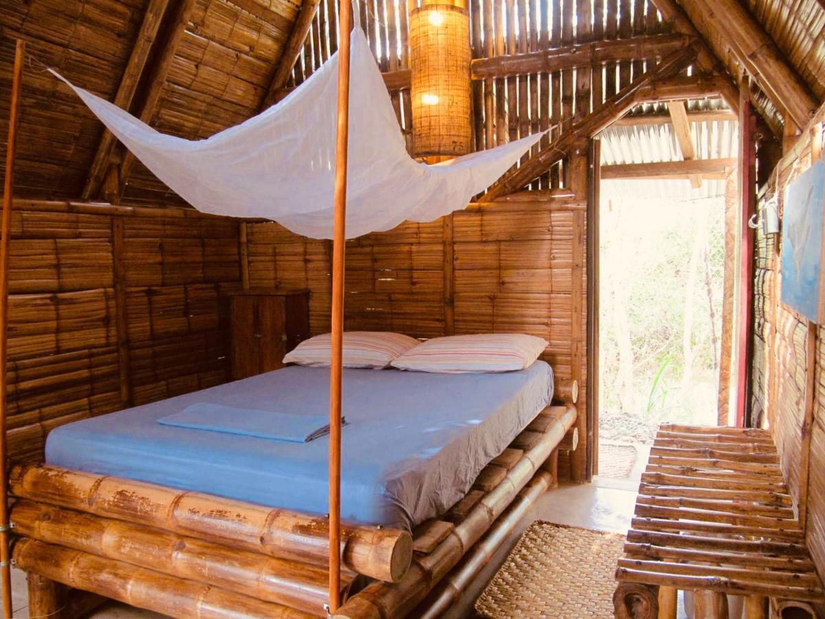The Mudhouse Hostel Mompiche Bagian luar foto