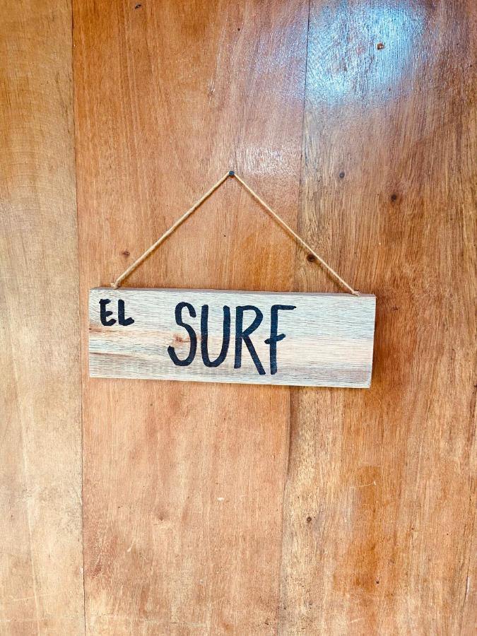 The Mudhouse Hostel Mompiche Bagian luar foto