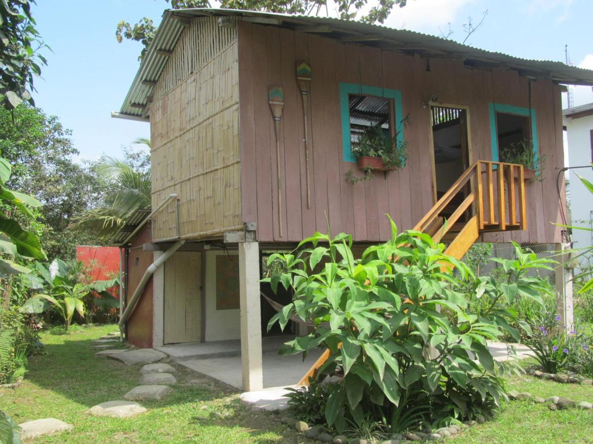 The Mudhouse Hostel Mompiche Bagian luar foto